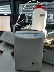 Ion chromatograph with autosampler 2
